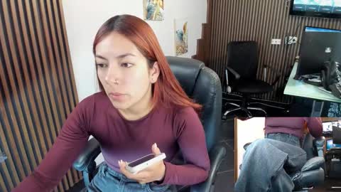 Snapshot of abbystones chatting on 18, 11, 2025 Abby Stones online show from 18, 11, 2025