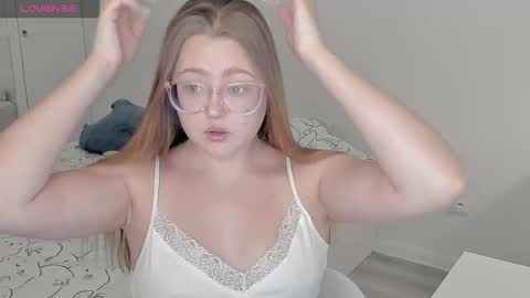 Snapshot of abbywyte chatting on 10, 1, 2026 Abby Stream at Sat Sun Mon Fri online show from 10, 1, 2026