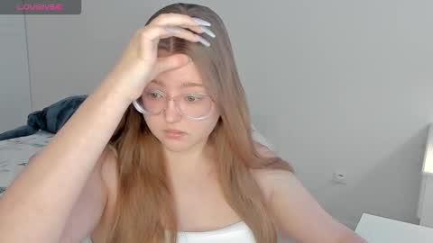 Snapshot of abbywyte chatting on 8, 2, 2026 Abby Stream at Sat Sun Mon Fri online show from 8, 2, 2026