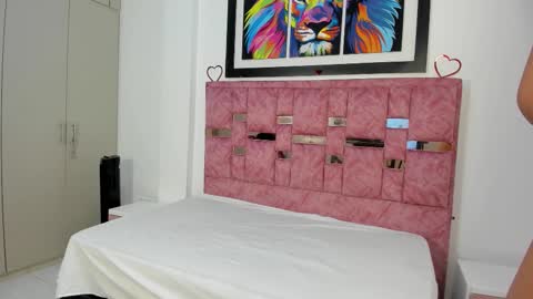 Snapshot of abella_lov chatting on 23, 10, 2025 abella_lov online show from 23, 10, 2025