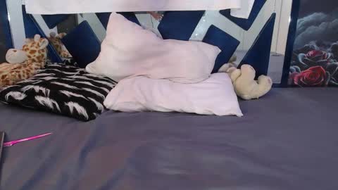 abi_mua online show from 17, 10, 2025