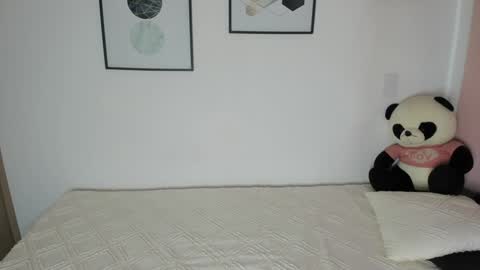 Snapshot of abigail_w chatting on 10, 2, 2026 abigail online show from 10, 2, 2026