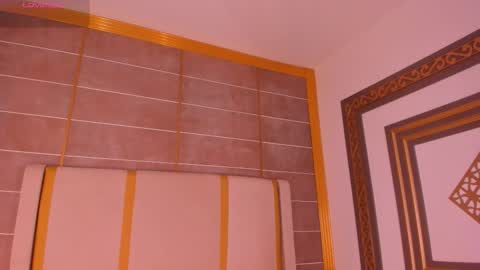    online show from 28, 10, 2025