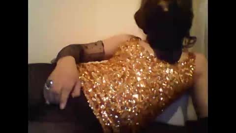 Lovetssoomuch online show from 10, 1, 2025