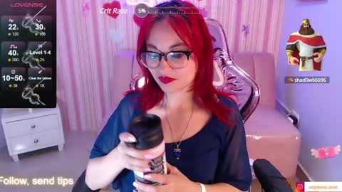 abril_ch_ online show from 13, 1, 2025