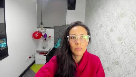 ABRIL online show from 6, 3, 2025