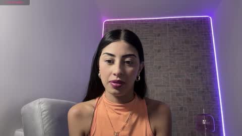 abrilsantosxo online show from 13, 1, 2026