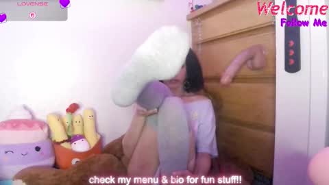 Peach online show from 22, 11, 2025