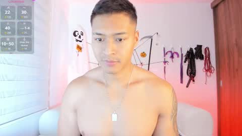 Snapshot of abu_dhabi_21 chatting on 6, 11, 2025 Will online show from 6, 11, 2025