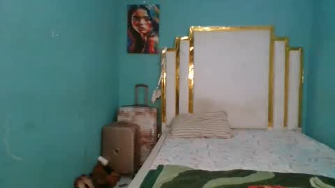 Snapshot of acadiah chatting on 25, 10, 2025 Cadih online show from 25, 10, 2025