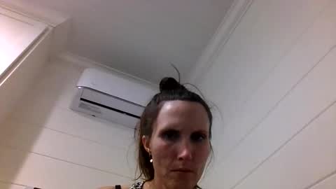 Snapshot of acrgranny1952 chatting on 20, 10, 2025 acrgranny1952 online show from 20, 10, 2025
