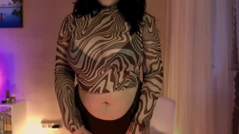 my inst   love inside 17 online show from 19, 12, 2024