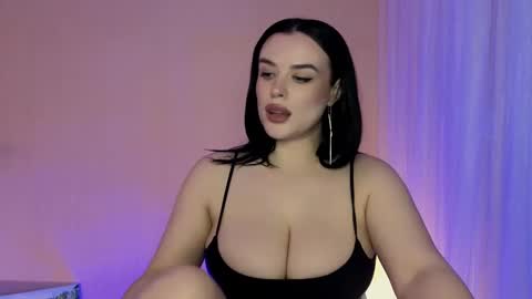 my inst   love inside 17 online show from 20, 2, 2025