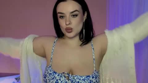 my inst   love inside 17 online show from 20, 2, 2025