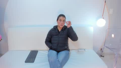    online show from 13, 1, 2026