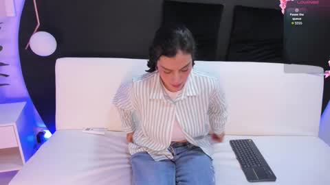    online show from 13, 3, 2026