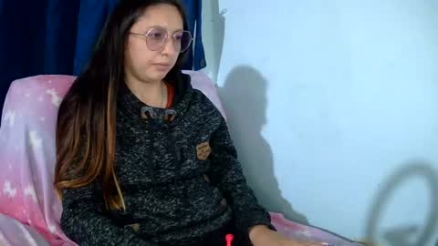 Snapshot of ada_naugthy1 chatting on 9, 11, 2025 Ada naugthy28 online show from 9, 11, 2025