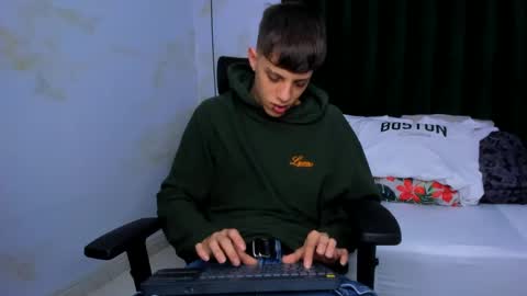 Snapshot of adam_hard_ chatting on 15, 1, 2025 Adam online show from 15, 1, 2025