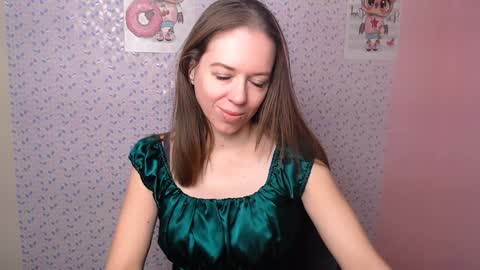 adamais_ online show from 8, 12, 2024