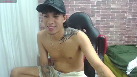 Adam online show from 28, 1, 2025