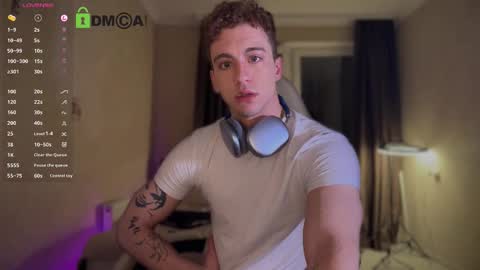 Snapshot of adampolerno chatting on 11, 10, 2025 Hi Im Adam Glad to see u here 3 And its my first day online show from 11, 10, 2025