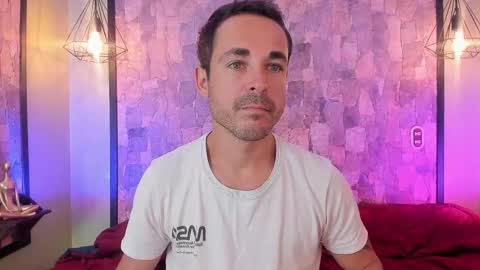 Im Adams Sanz online show from 25, 2, 2026