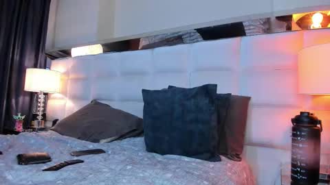 Adam online show from 8, 10, 2025