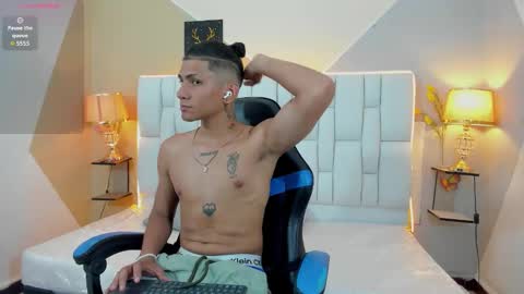 Adan Oriol online show from 25, 11, 2025