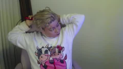 adan_romanoff online show from 10, 2, 2026