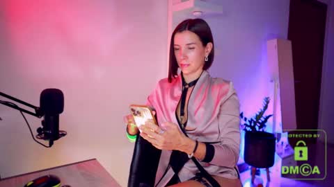 Snapshot of addictsqueen chatting on 1, 3, 2026 ADDICTION online show from 1, 3, 2026