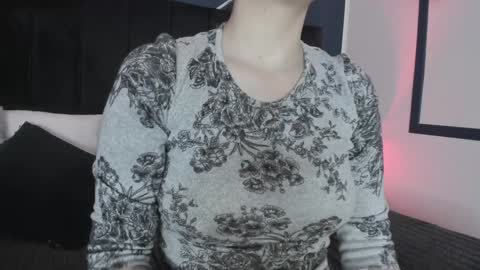 Snapshot of adeelinee chatting on 11, 12, 2024 Ade online show from 11, 12, 2024