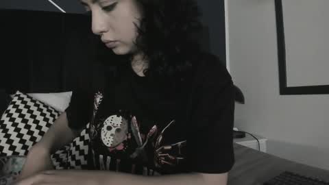 Snapshot of adeelinee chatting on 10, 1, 2025 Ade online show from 10, 1, 2025