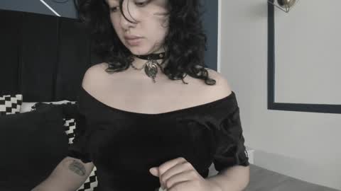Snapshot of adeelinee chatting on 14, 1, 2025 Ade online show from 14, 1, 2025