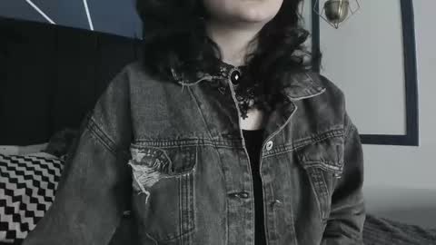 Snapshot of adeelinee chatting on 11, 2, 2025 Ade online show from 11, 2, 2025