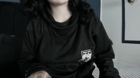 Snapshot of adeelinee chatting on 22, 2, 2025 Ade online show from 22, 2, 2025