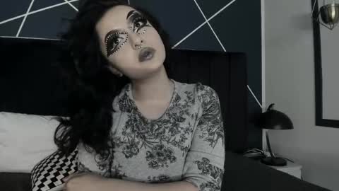 Snapshot of adeelinee chatting on 6, 3, 2025 Ade online show from 6, 3, 2025