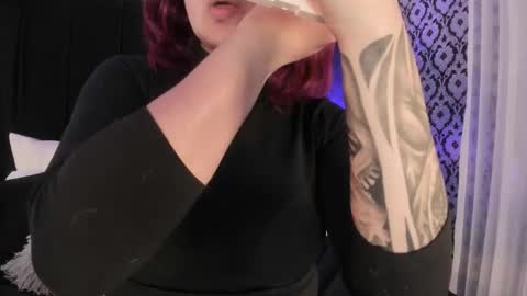 Ade  online show from 28, 11, 2025