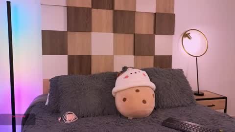 Snapshot of adele_carter_ chatting on 15, 10, 2025 Andrea online show from 15, 10, 2025