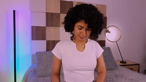 Snapshot of adele_carter_ chatting on 8, 11, 2025 Andrea online show from 8, 11, 2025