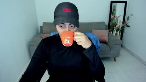 Carolina online show from 3, 11, 2025