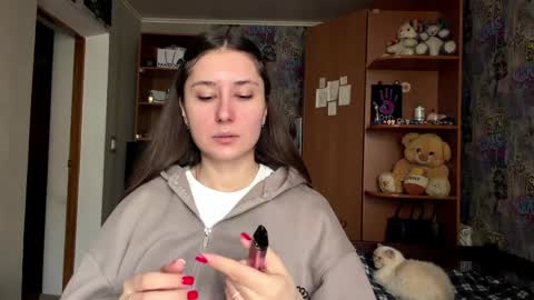 Snapshot of adeleapel chatting on 3, 4, 2026 Poly online show from 3, 4, 2026