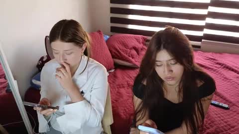 adellein foxx online show from 8, 10, 2025