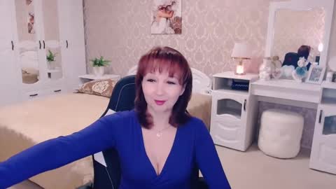 AdeleMoran online show from 4, 12, 2024