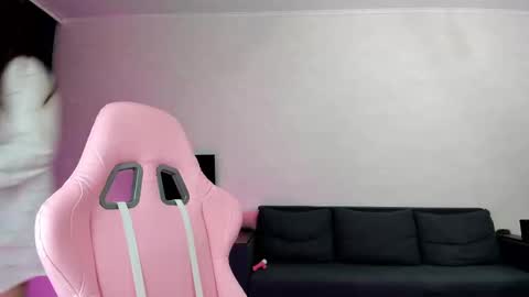 Adele online show from 24, 2, 2025