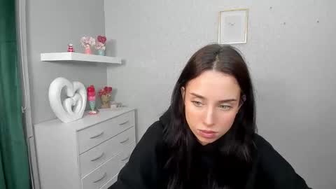 Snapshot of adelesolo chatting on 24, 3, 2026 Adele online show from 24, 3, 2026