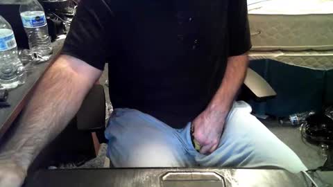 adelhi20 online show from 19, 10, 2025