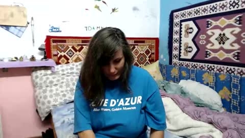 Snapshot of adelineblueeyes chatting on 8, 10, 2025 Larisa online show from 8, 10, 2025