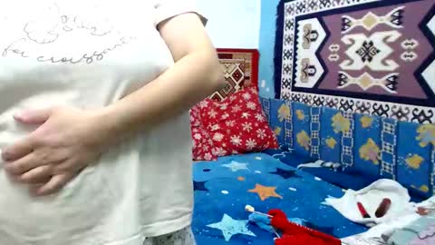 Snapshot of adelineblueeyes chatting on 3, 11, 2025 Larisa online show from 3, 11, 2025