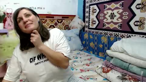 Snapshot of adelineblueeyes chatting on 7, 11, 2025 Larisa online show from 7, 11, 2025