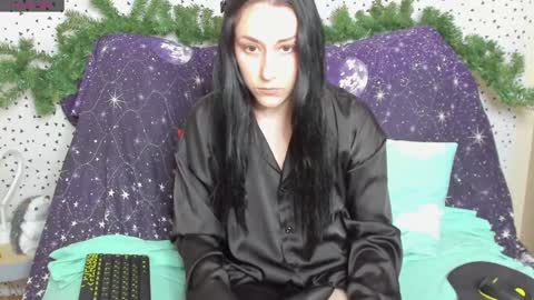Adel online show from 13, 12, 2024